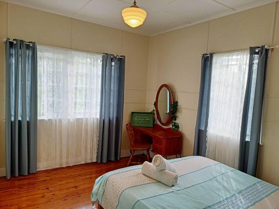 Quiet Private Cozy 3bdrm Free Parking * Brisbane